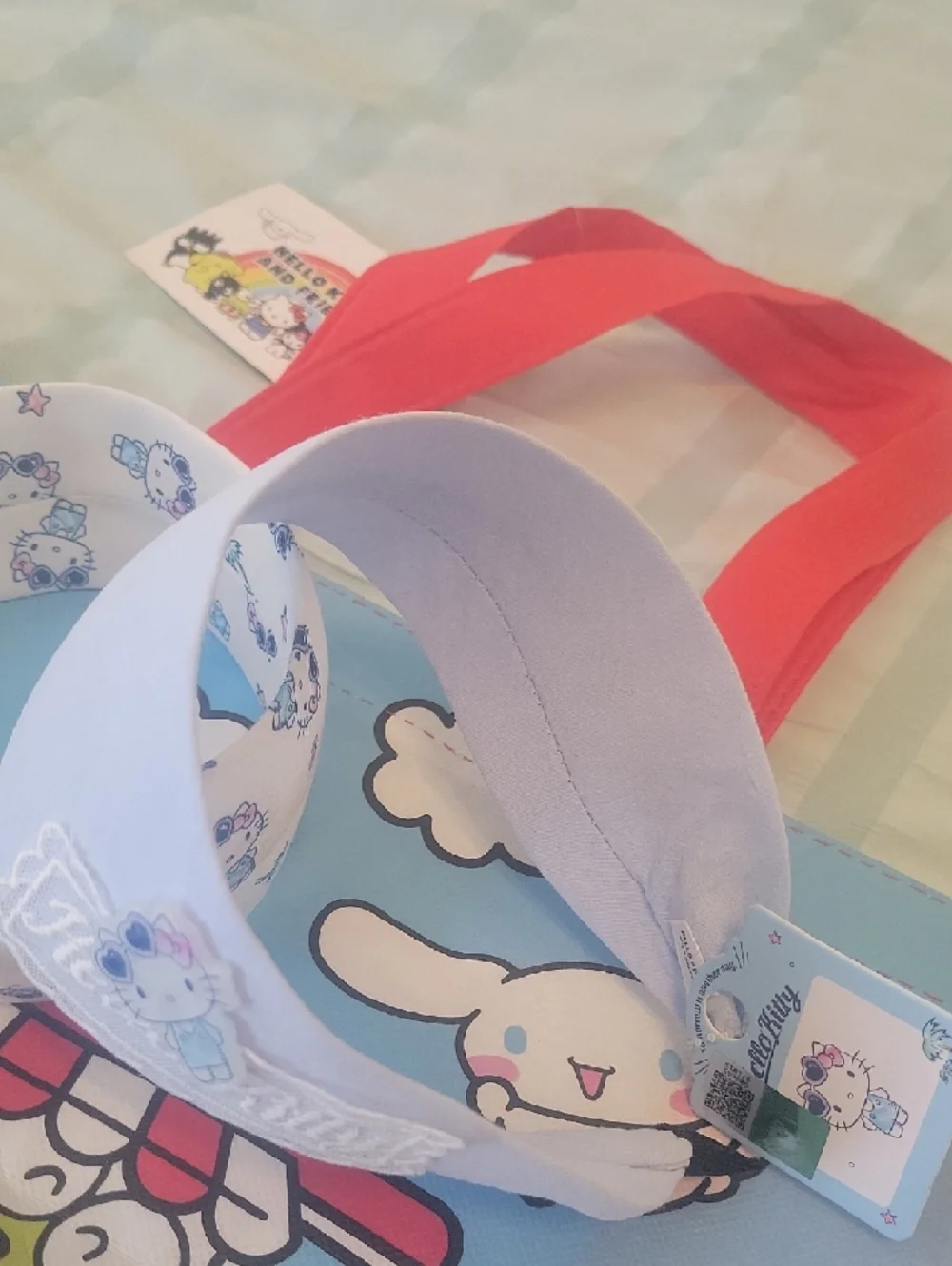 Sanrio ✨️nwt ✨️never