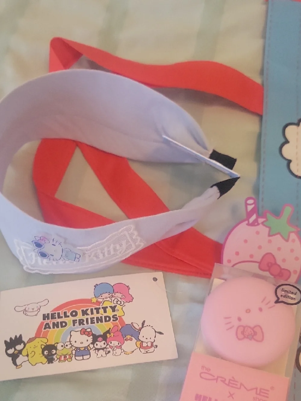 Sanrio ✨️nwt ✨️never