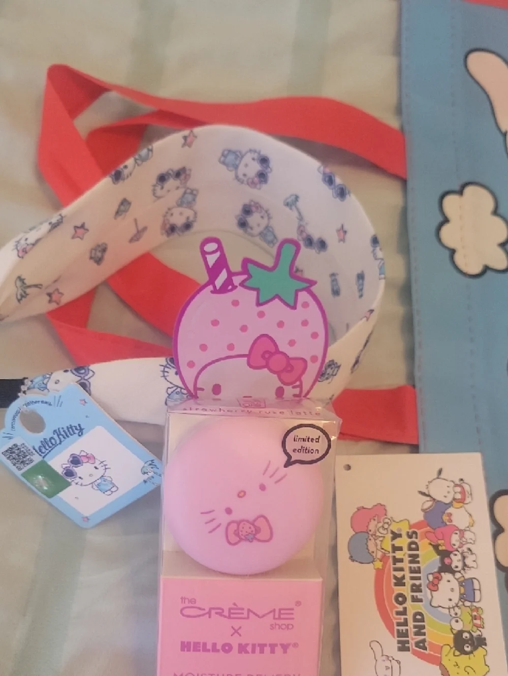 Sanrio ✨️nwt ✨️never
