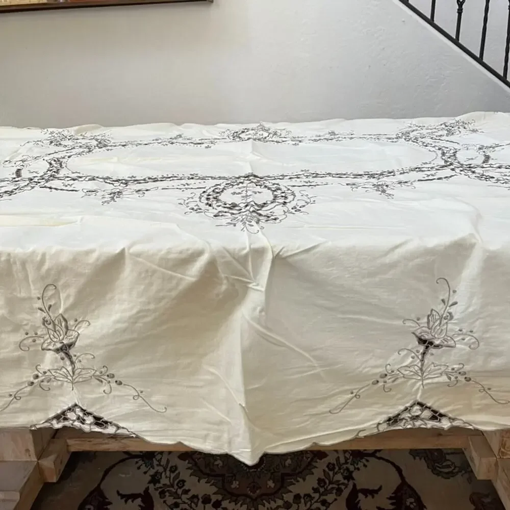 Unbranded this vintage