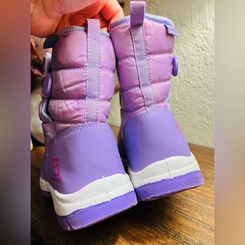 Avalanche purple boots