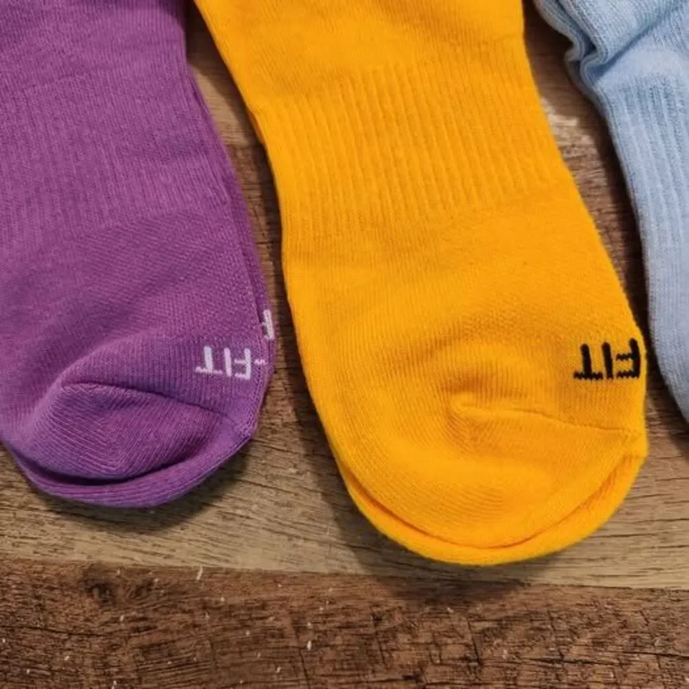 Nike pair ankle