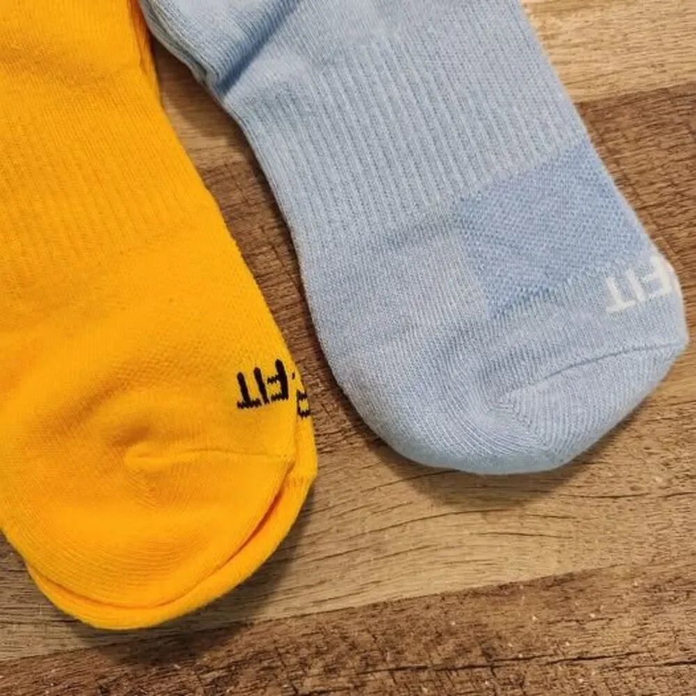 Nike pair ankle