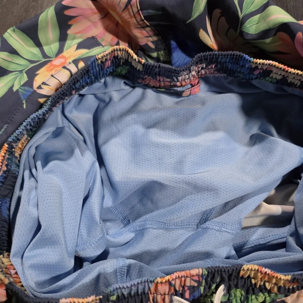 chubbies swim trunks