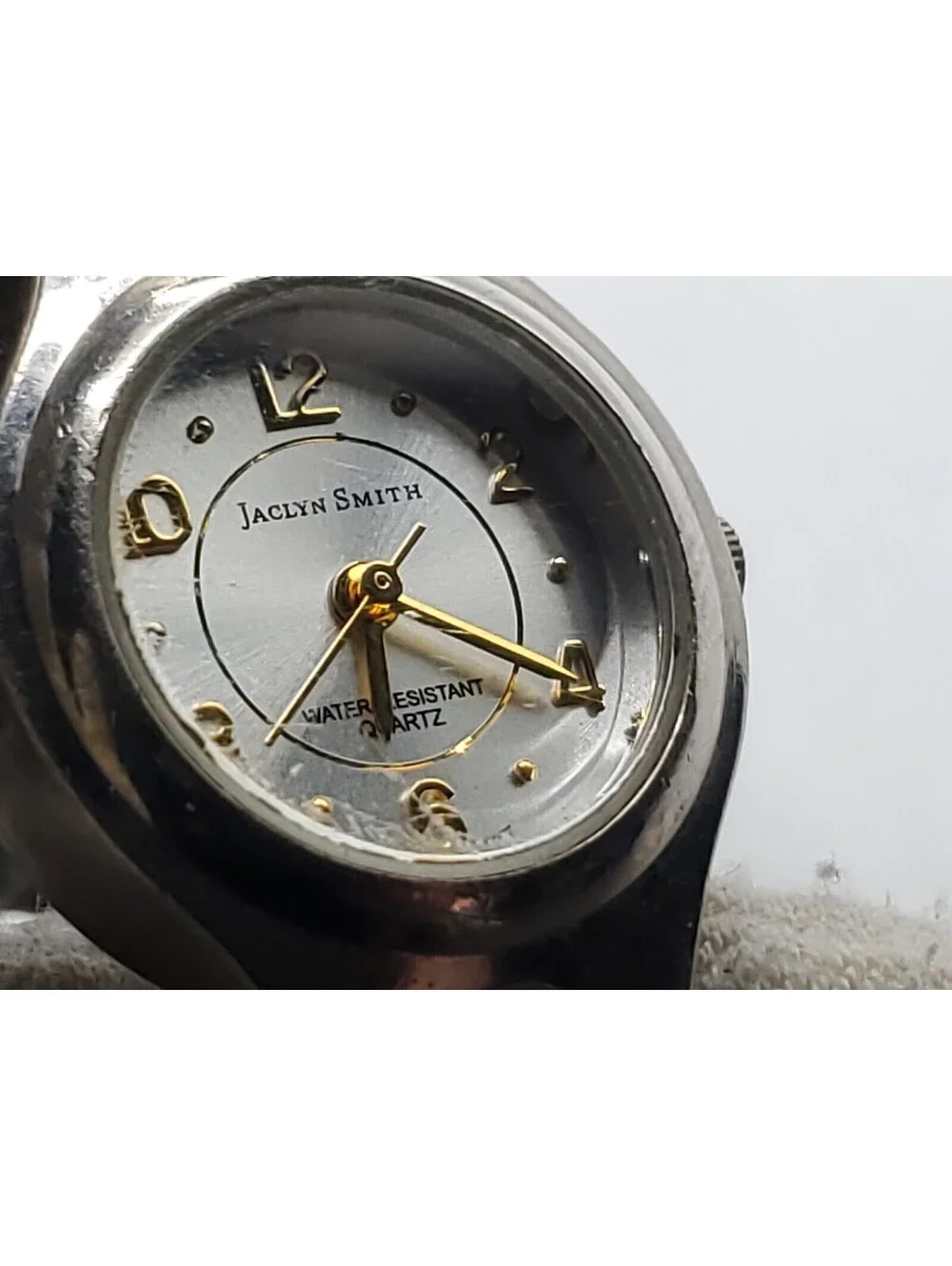 Jaclyn Smith watch does