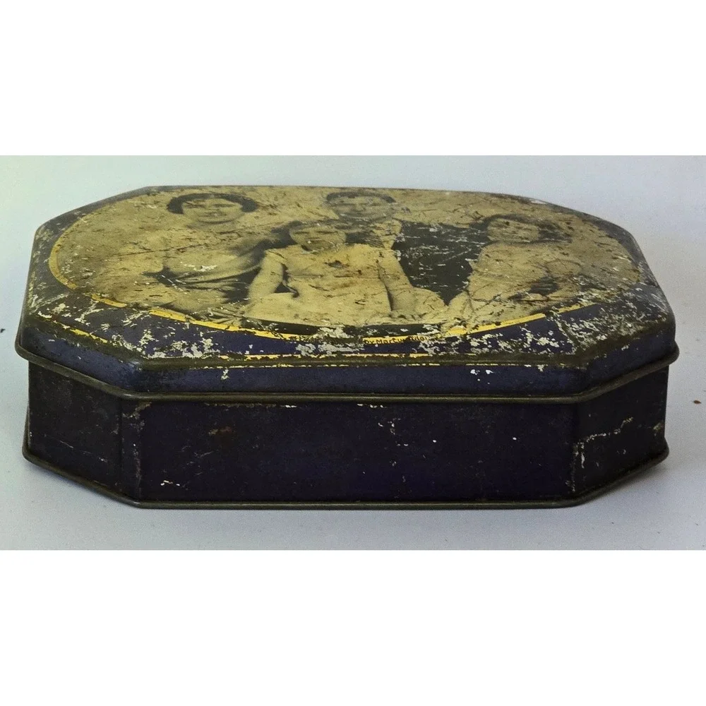 Unbranded metal tin