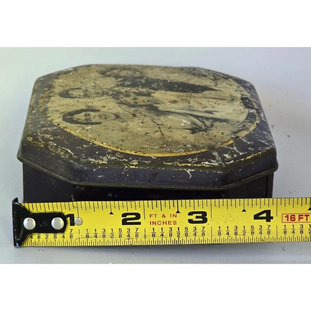 Unbranded metal tin