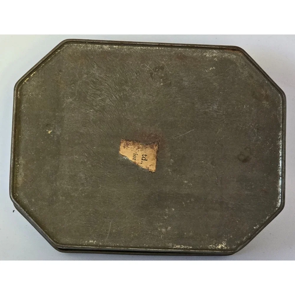 Unbranded metal tin