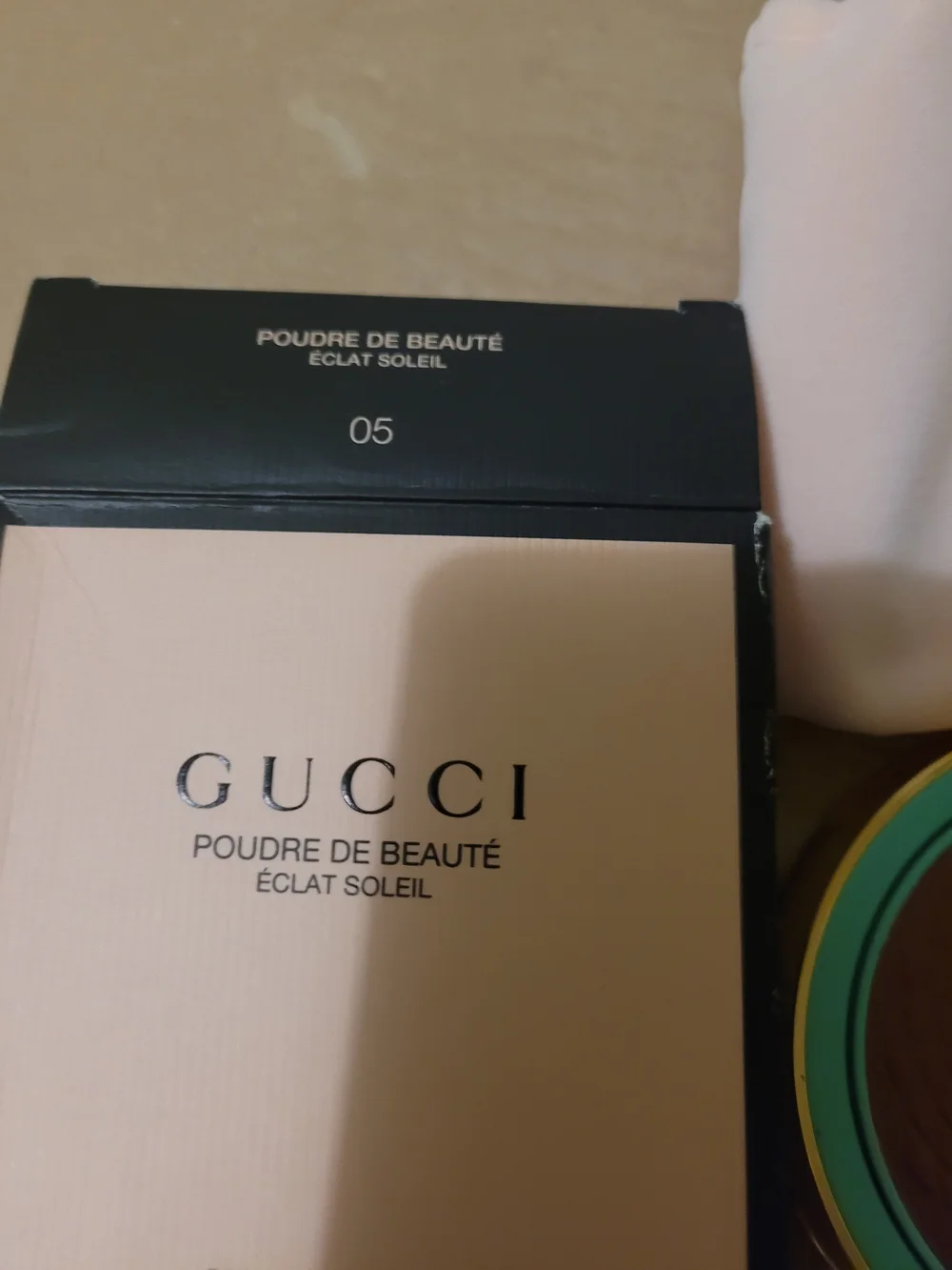 Gucci casing pouch brown