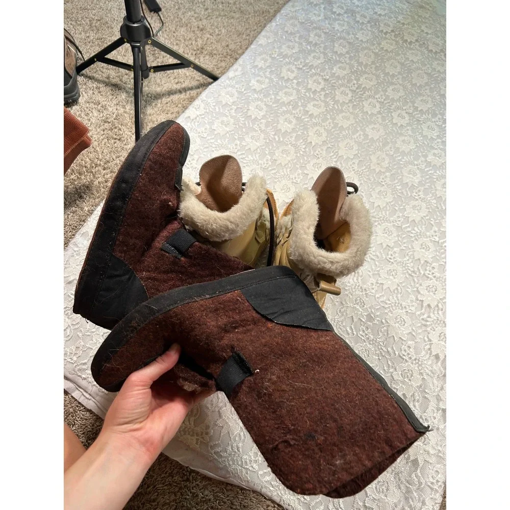 Sorel light wear