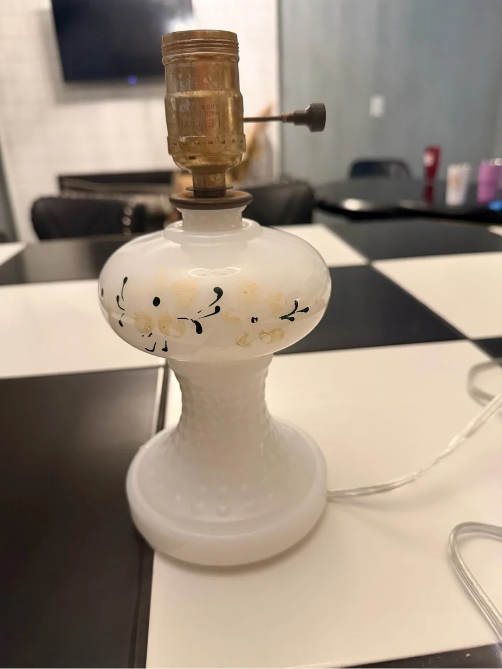 N/A charming vintage
