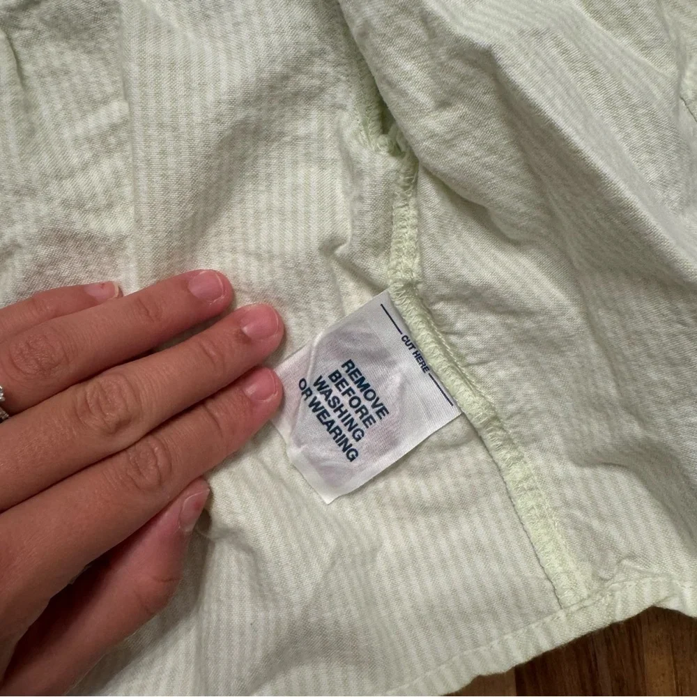 Old Navy Kids Green Pinstripe Button Down Shirt Floral Trim 12-18 Months Fall 05