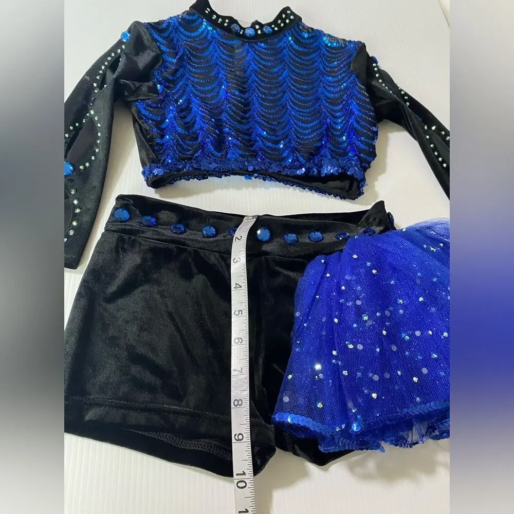 Glamour blue black