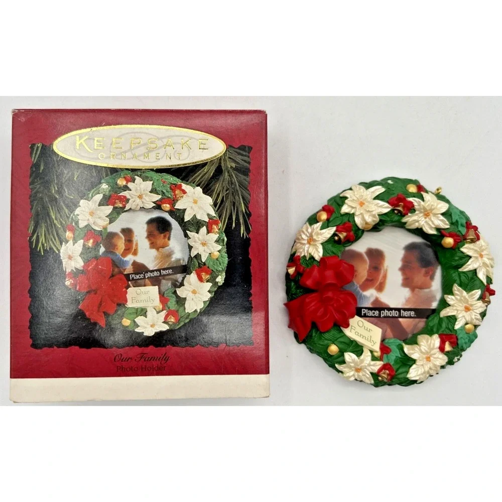 1994 Hallmark Our Family Photo Holder Keepsake Ornament‎ U244