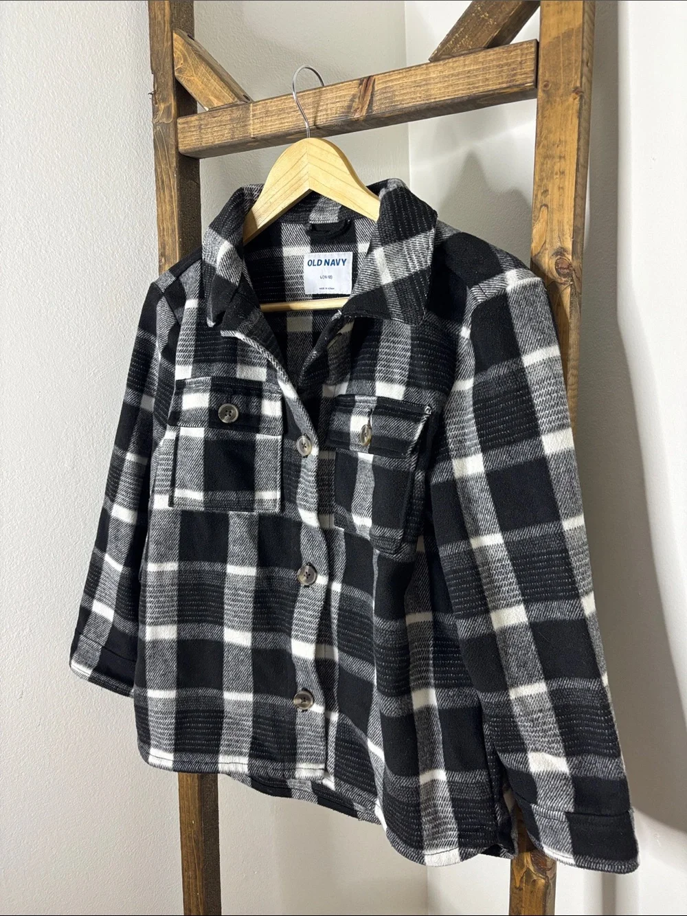 Old Navy Black & White Plaid Button-Front Kids Shacket Size L