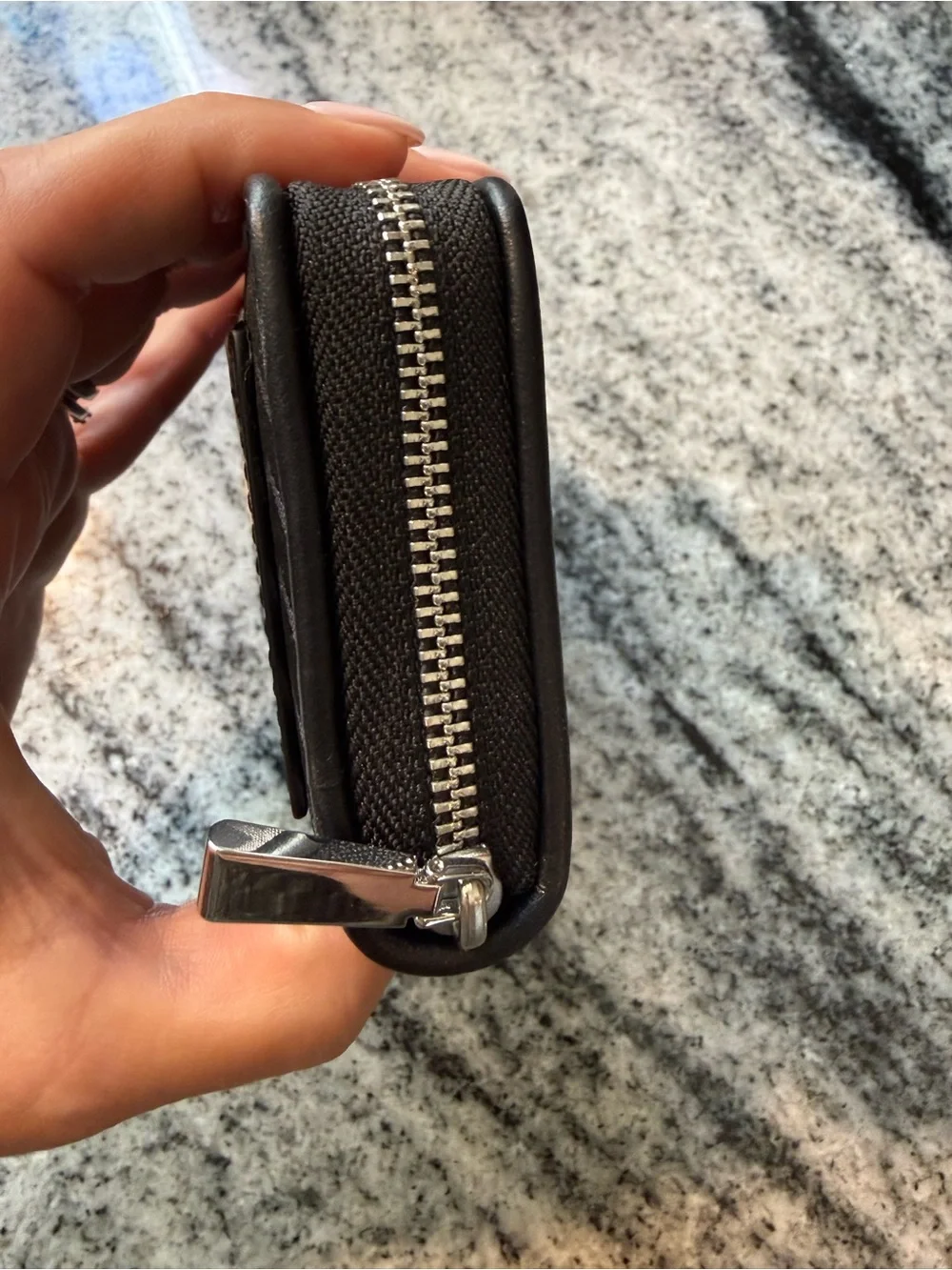 Michael Kors compact zip