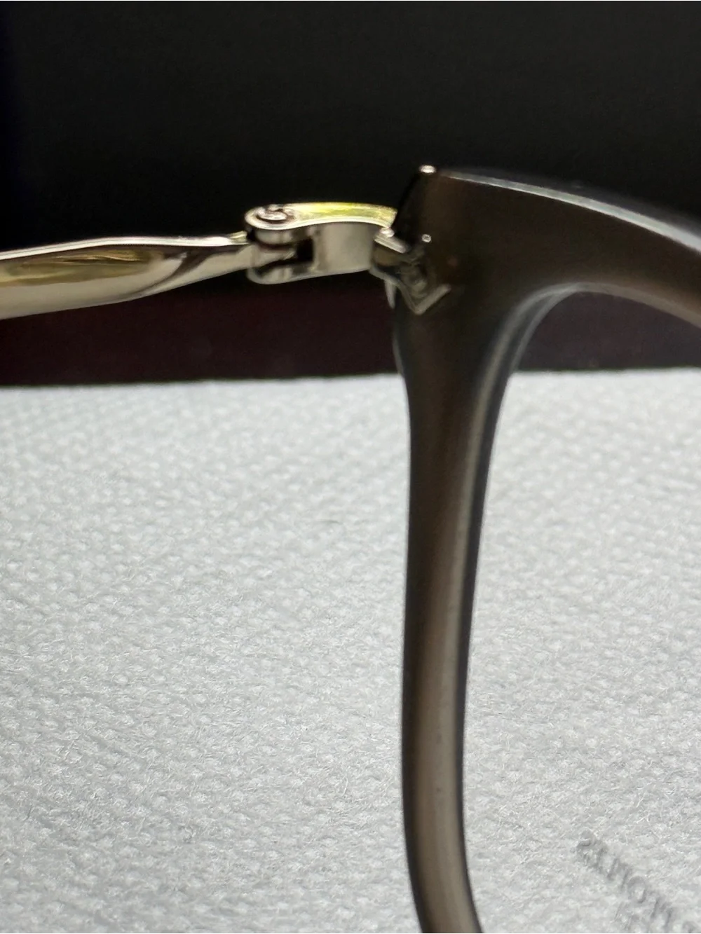 Oliver Peoples oliver peoples