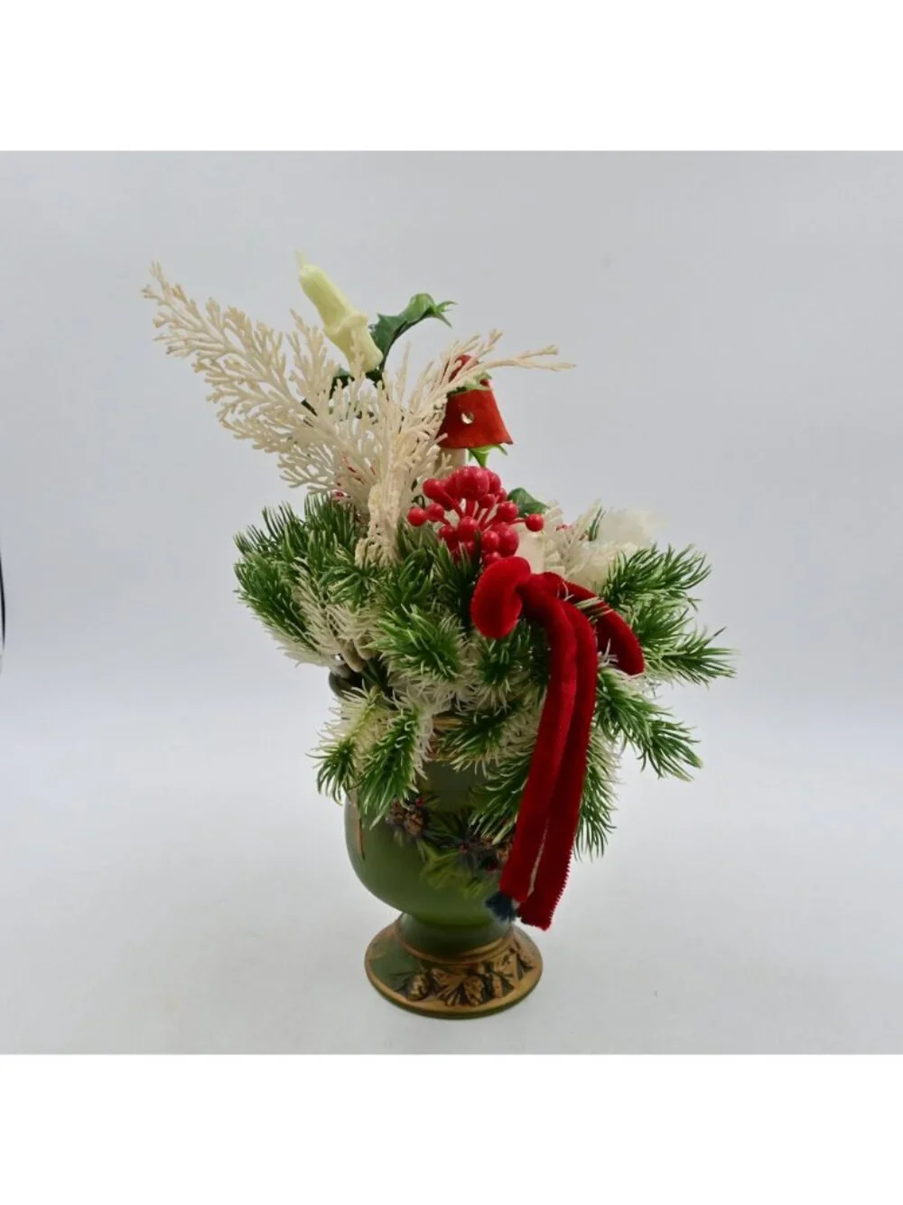 Napcoware photos vase