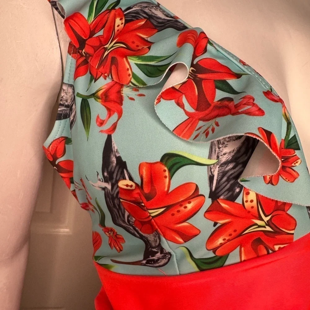 unbranded vibrant swimsuit