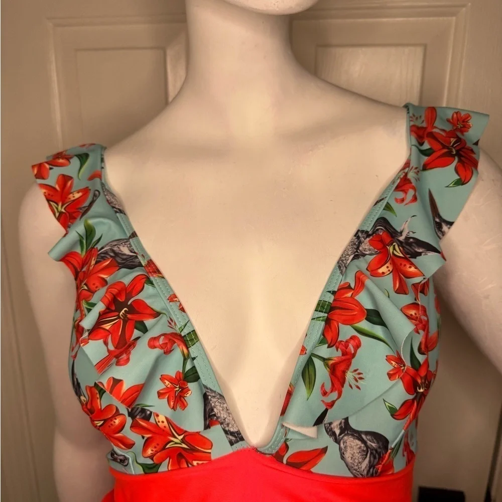 unbranded vibrant swimsuit