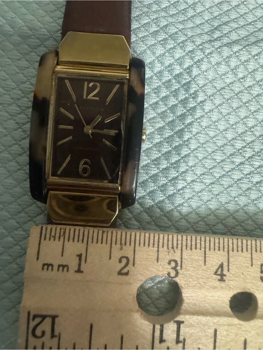 Anne Klein needs worn dial