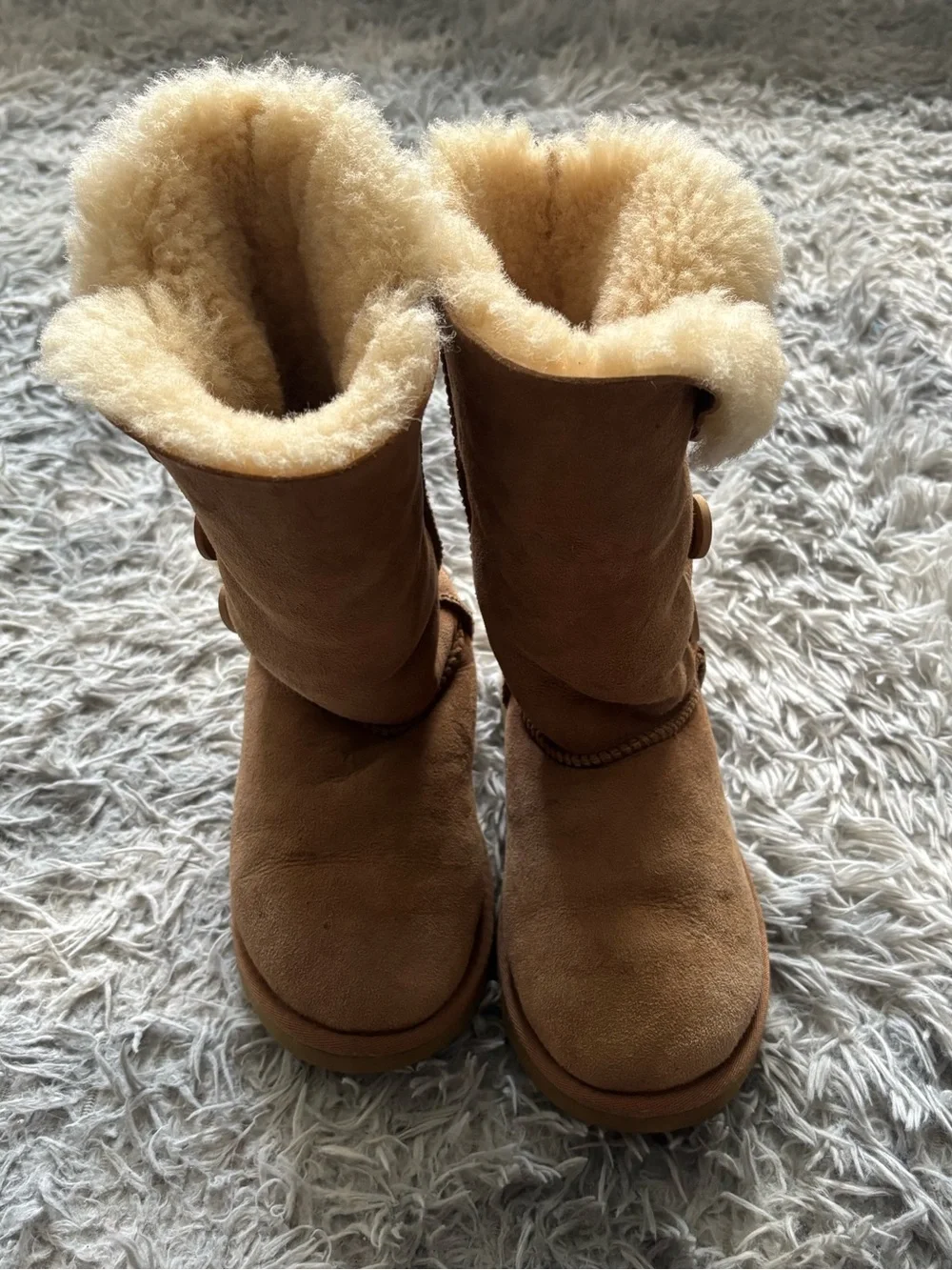 UGG warm shearling