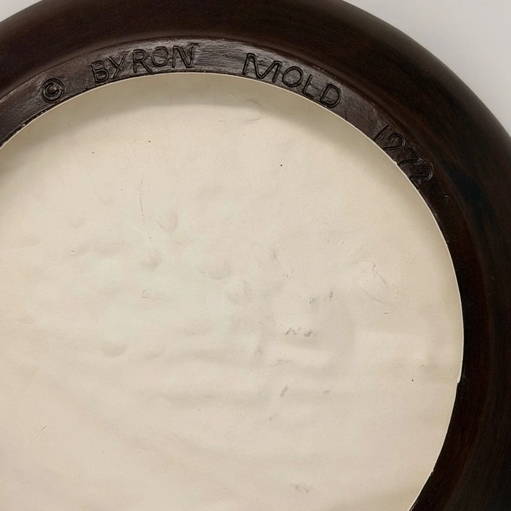 Byron Mold vintage hand