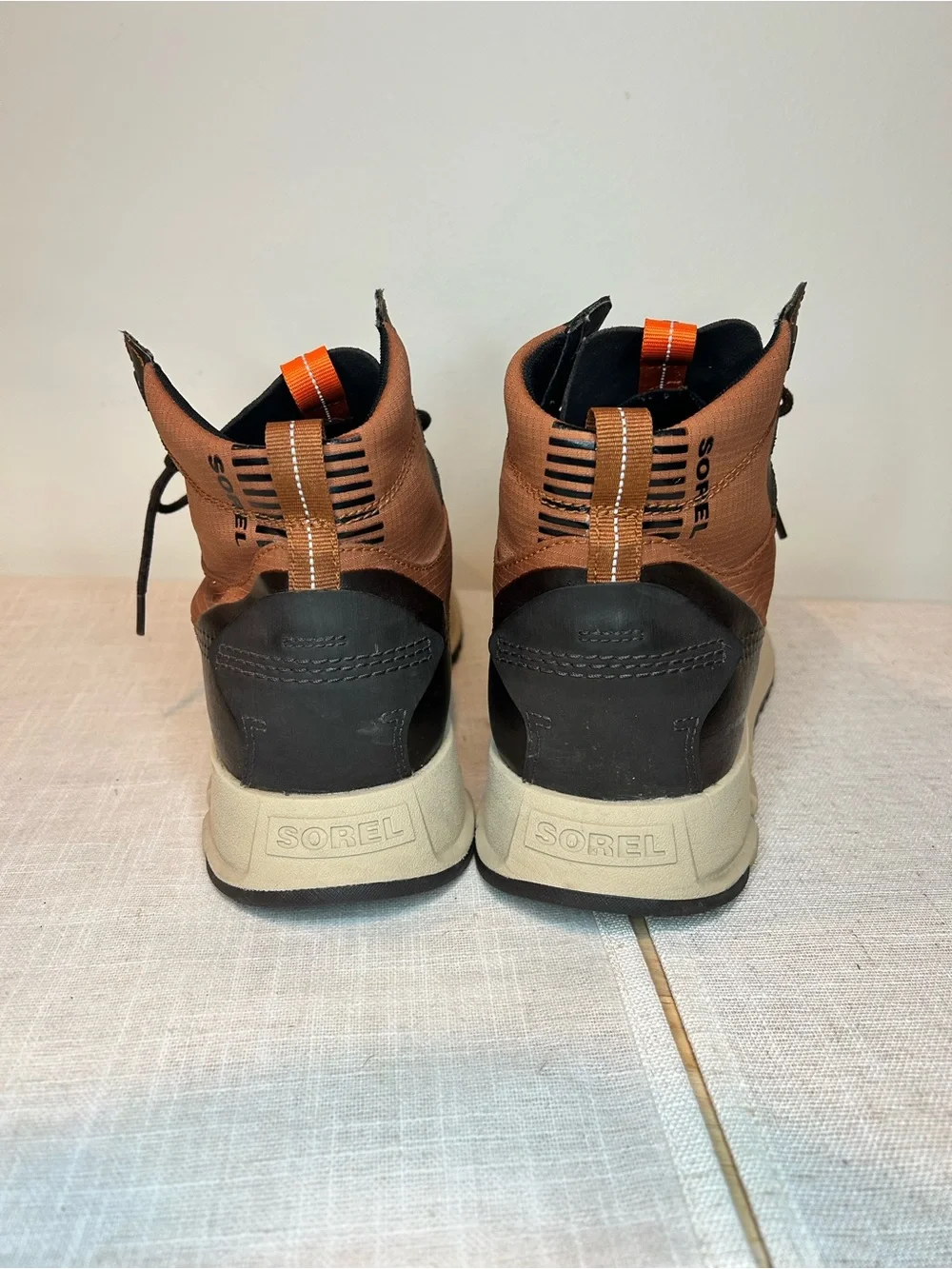 Sorel stylish brown