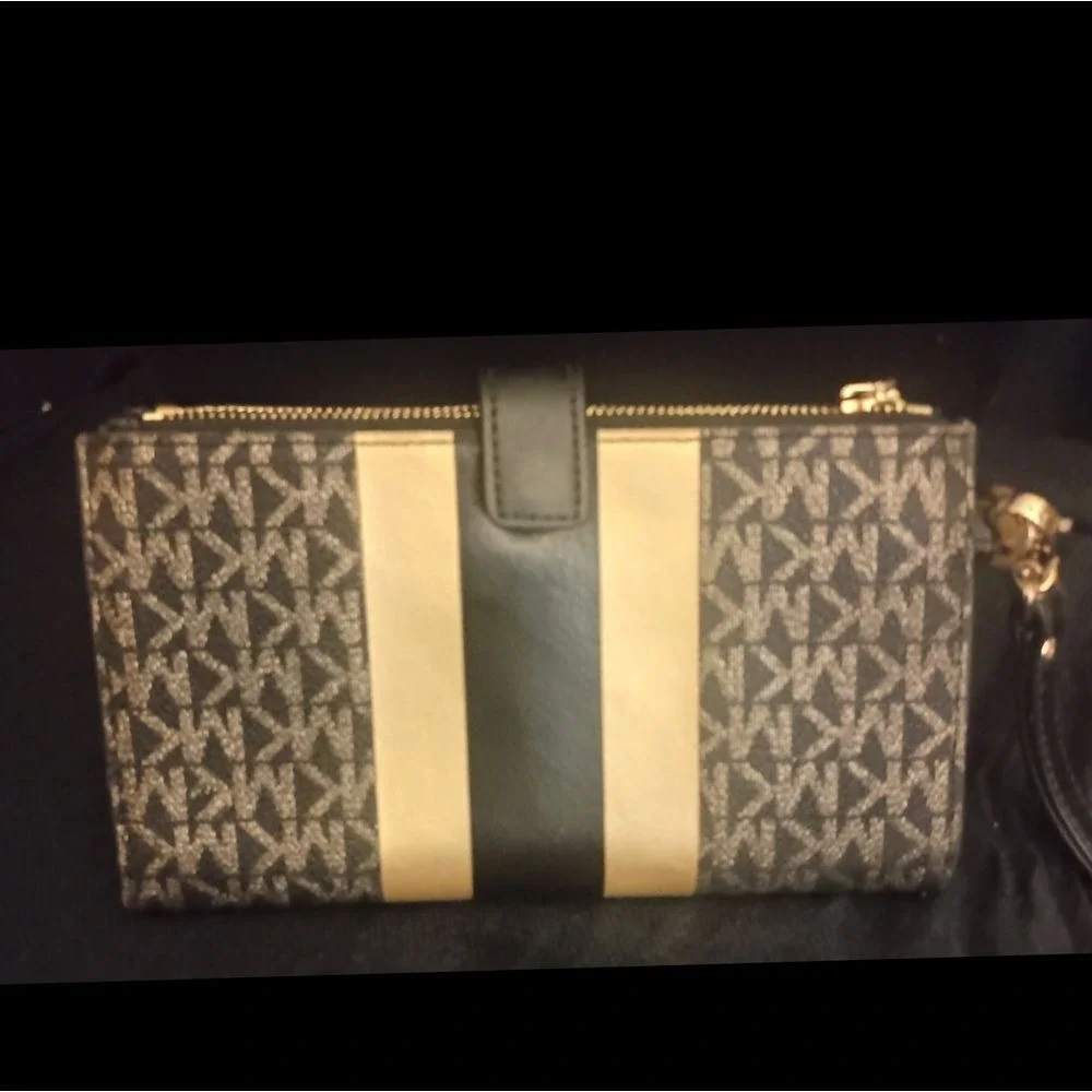 Michael Kors keep your