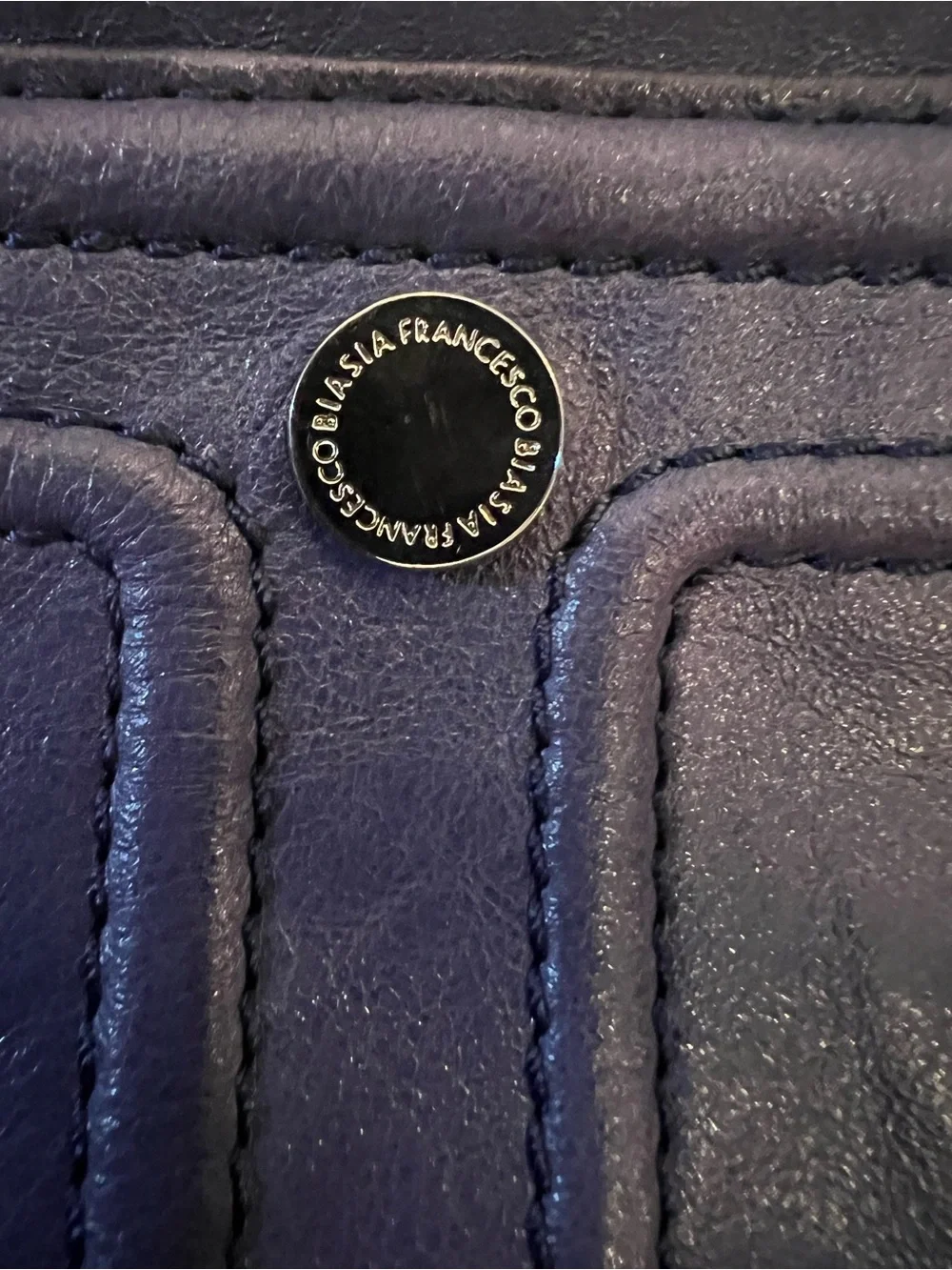 Francesco Biasia compact purple