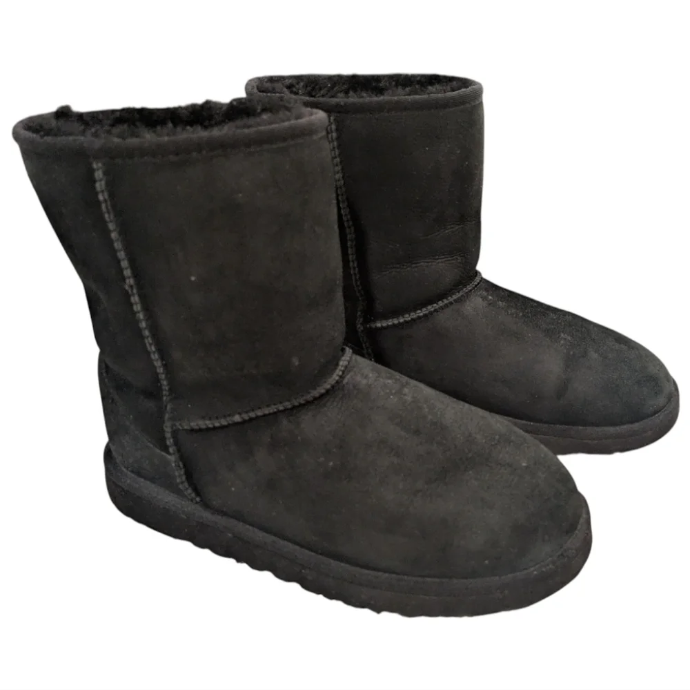 UGG classic ii