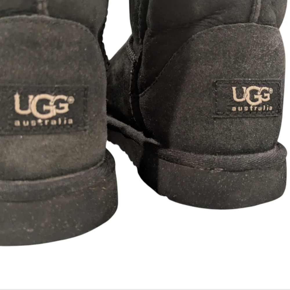UGG classic ii