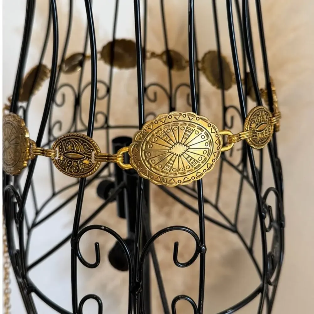 boutique stunning antiqued
