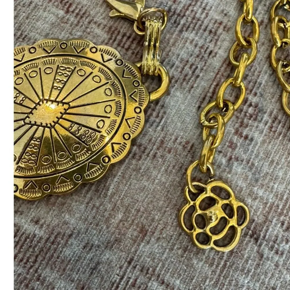 boutique stunning antiqued