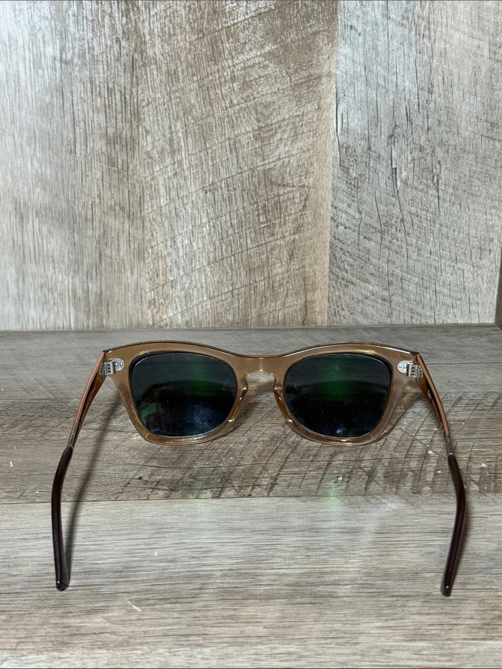 Ray-Ban i’m selling