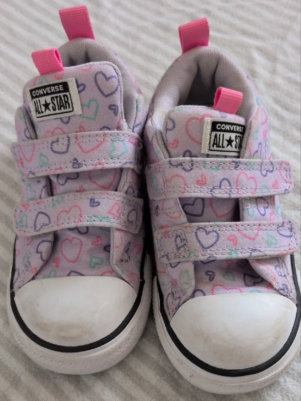 Converse light pastel