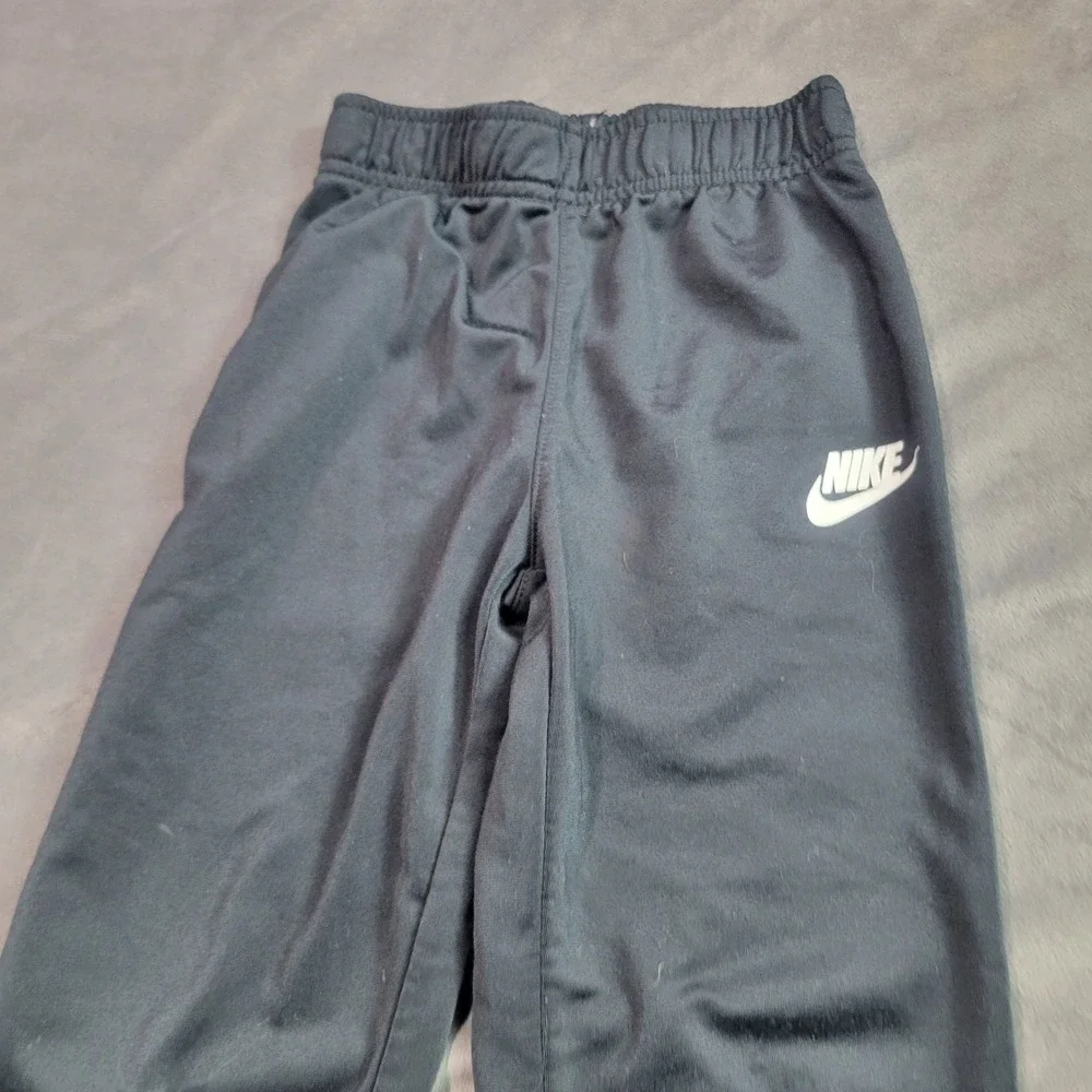 Nike boys athletic