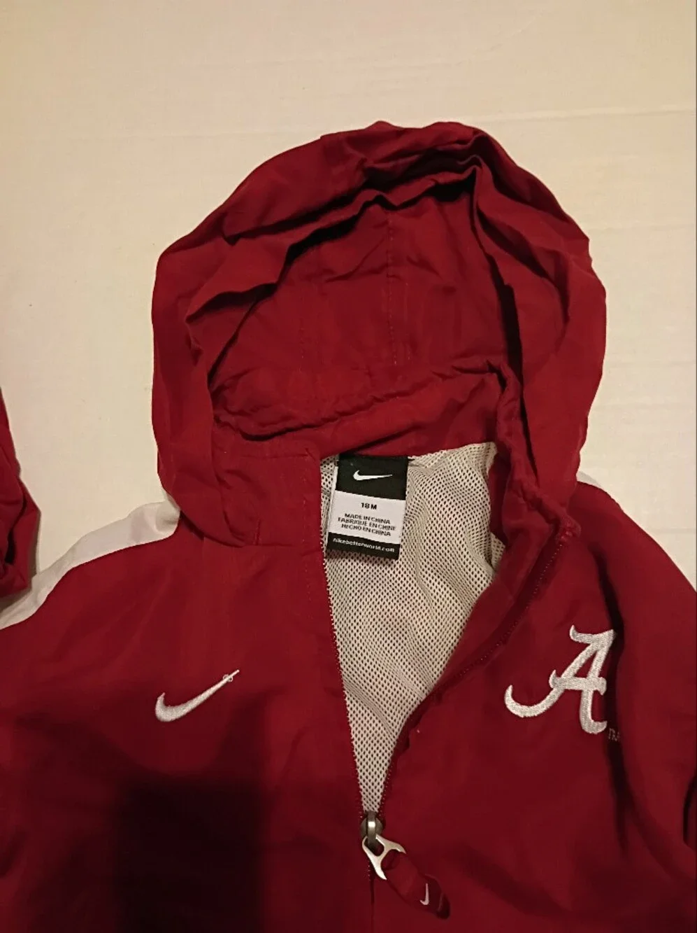 Nike lightweight hooded