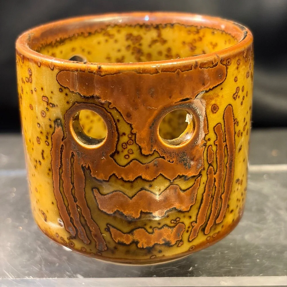 N/A vintage ceramic