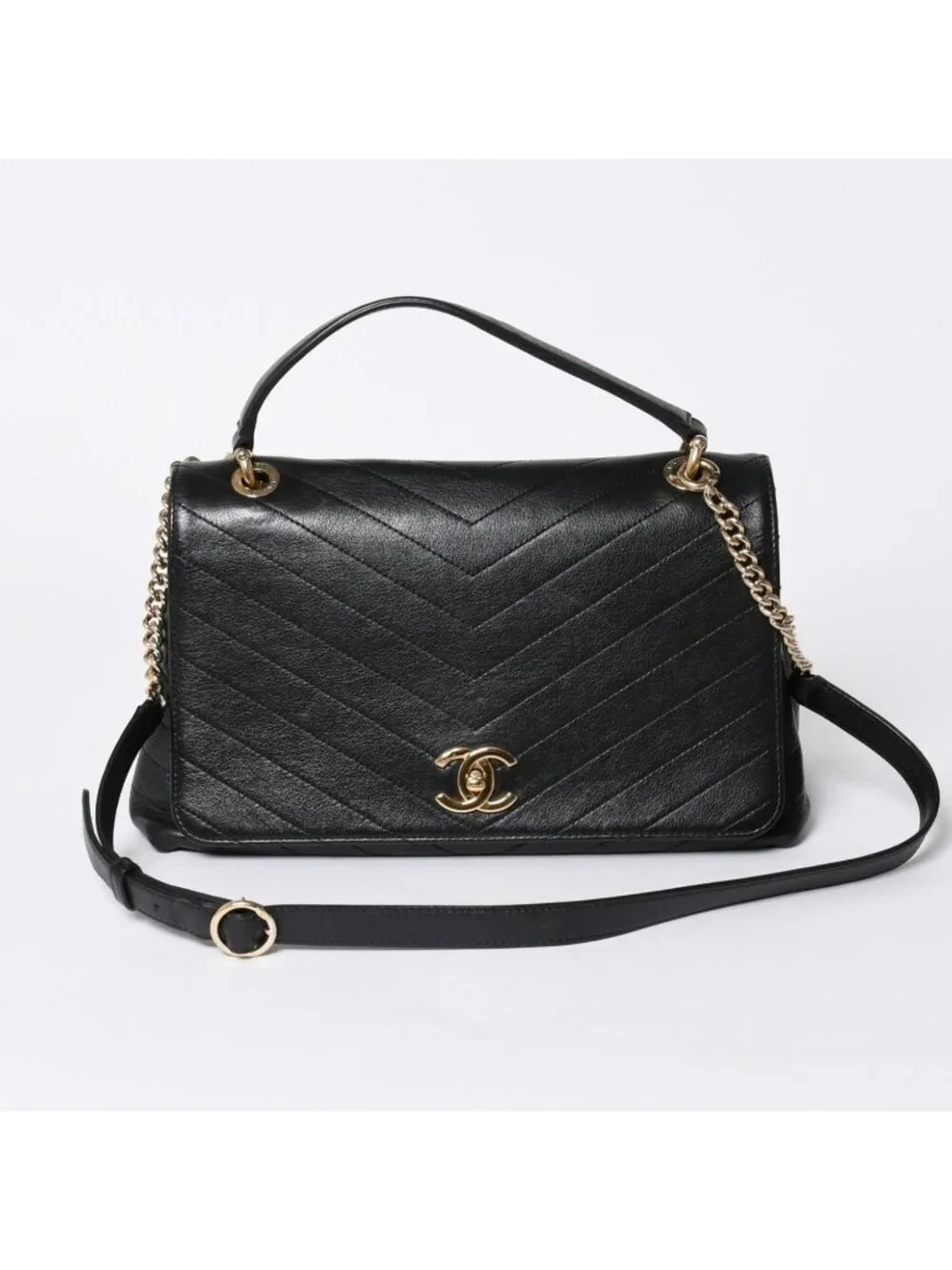 Chanel Chevron 2-Way Chain Shoulder Bag CC Logo Calfskin V-stitch Gold