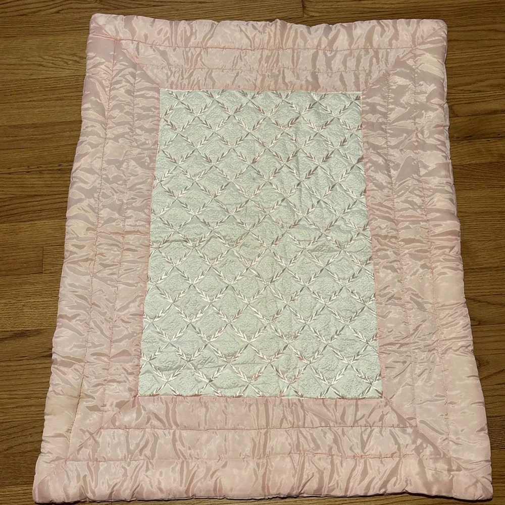 Baby Blanket Satin Trim Embroidered Quilted‎ And Embroidered Beautiful