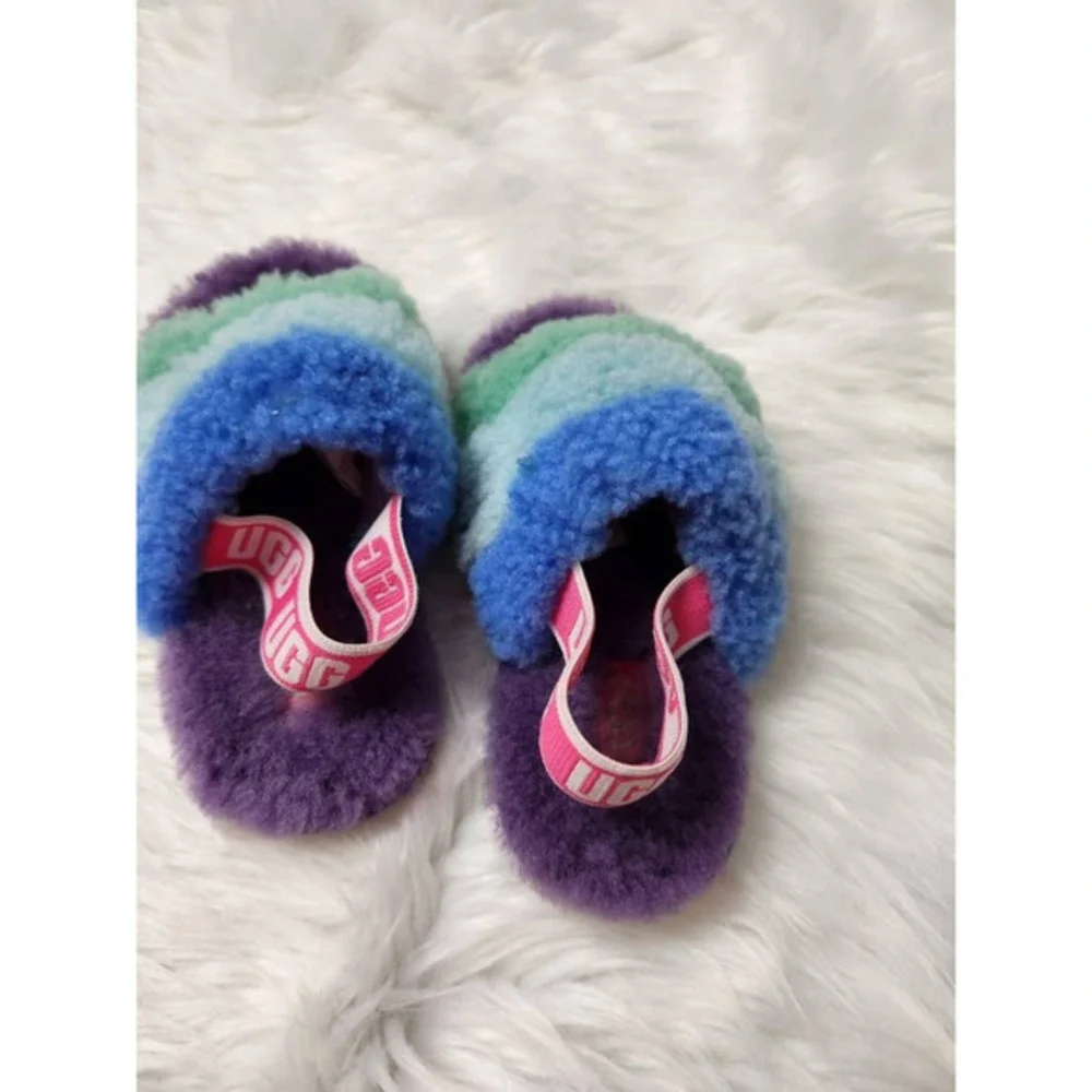 UGG girls fluff