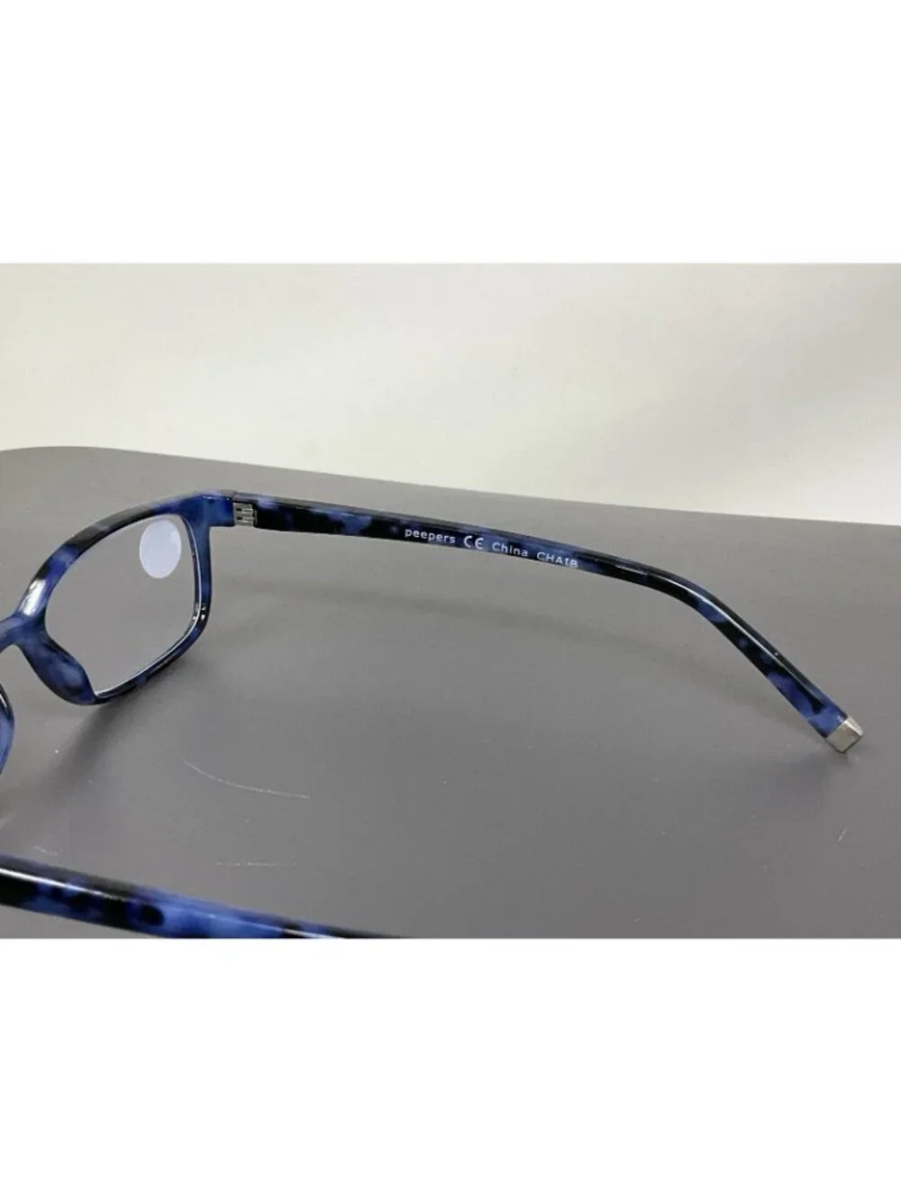 Peepers frame lenses