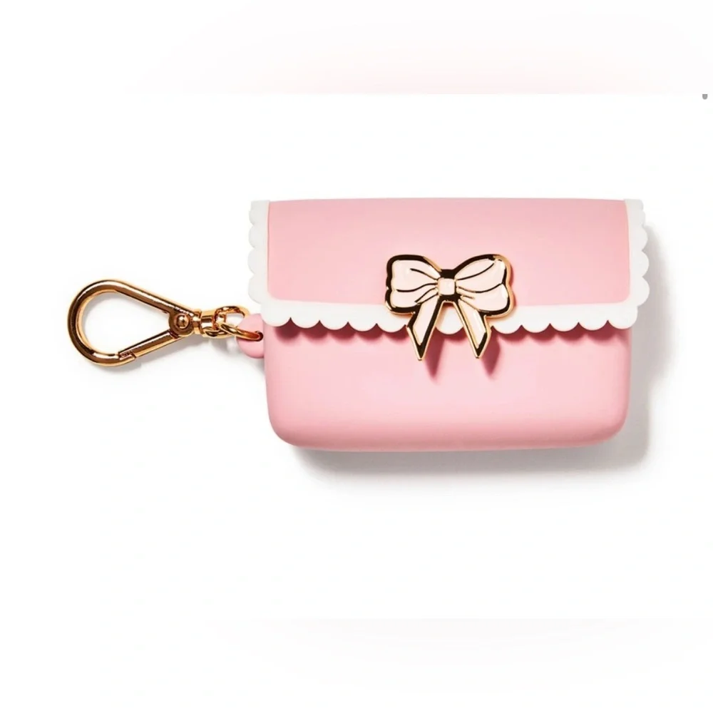 Pink‎ Bow Hand Sanitizer Holder Bath & Body works Scallop Bow Snap Case BBW