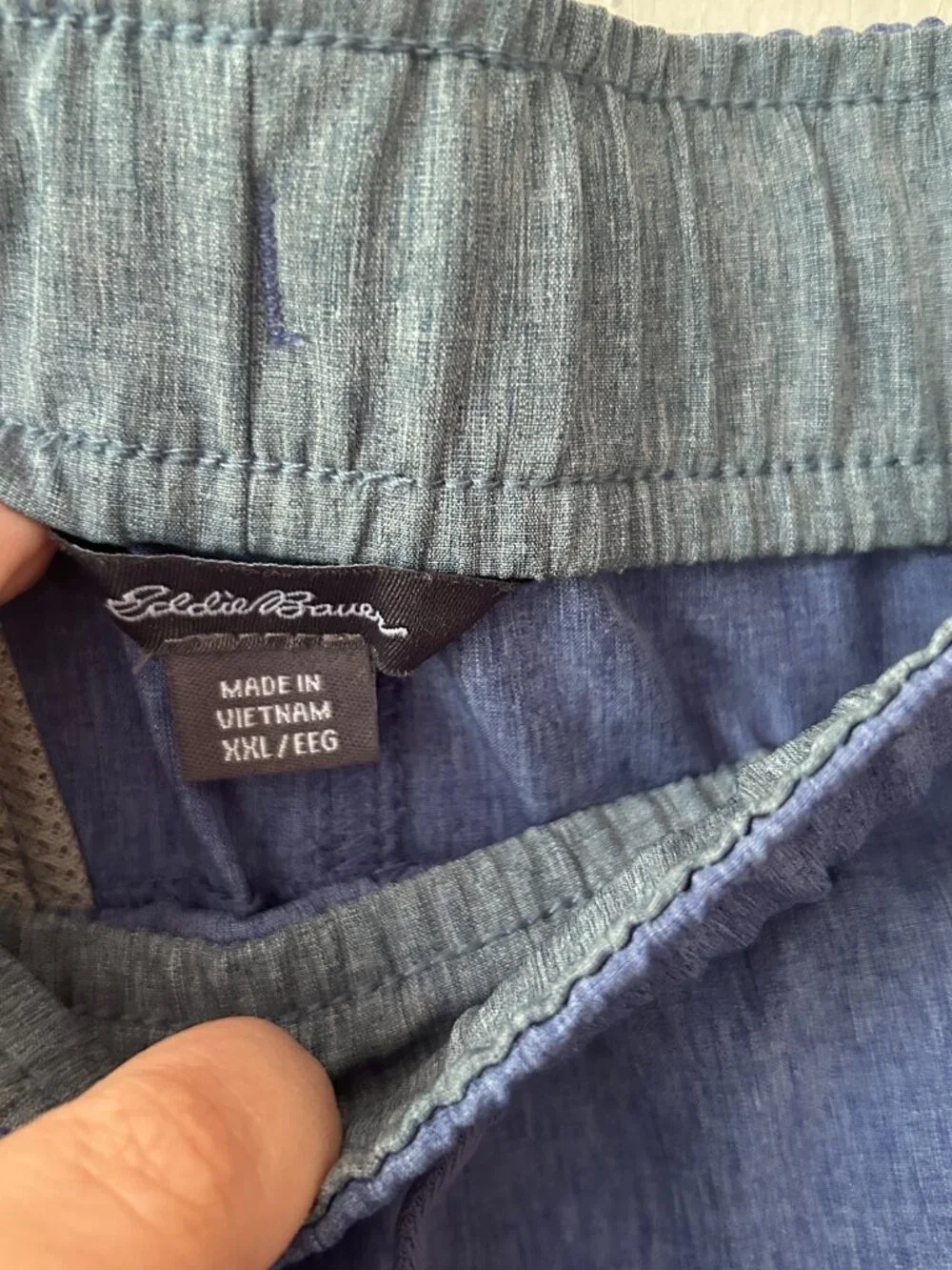 Eddie‎ Bauer Swim Shorts Mens XXL Blue Pockets Tie Waist Swimwear