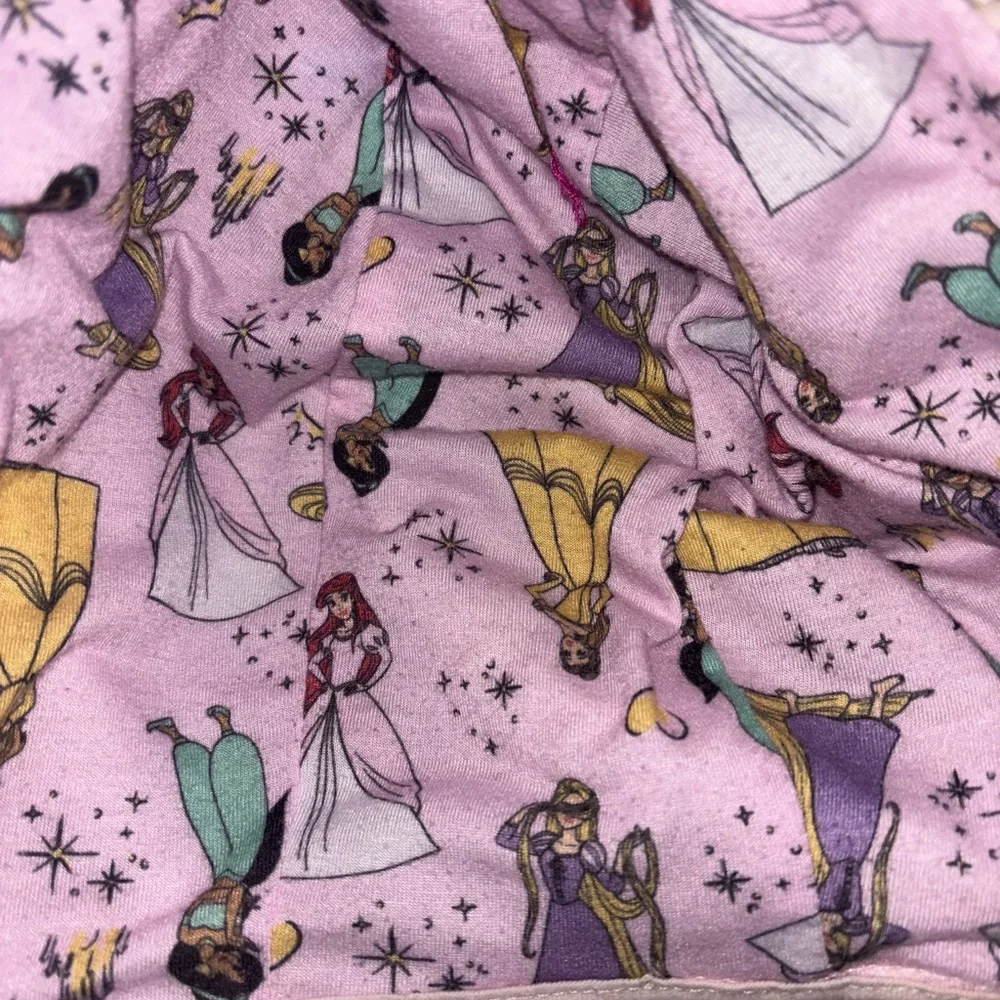 Disney fair looks