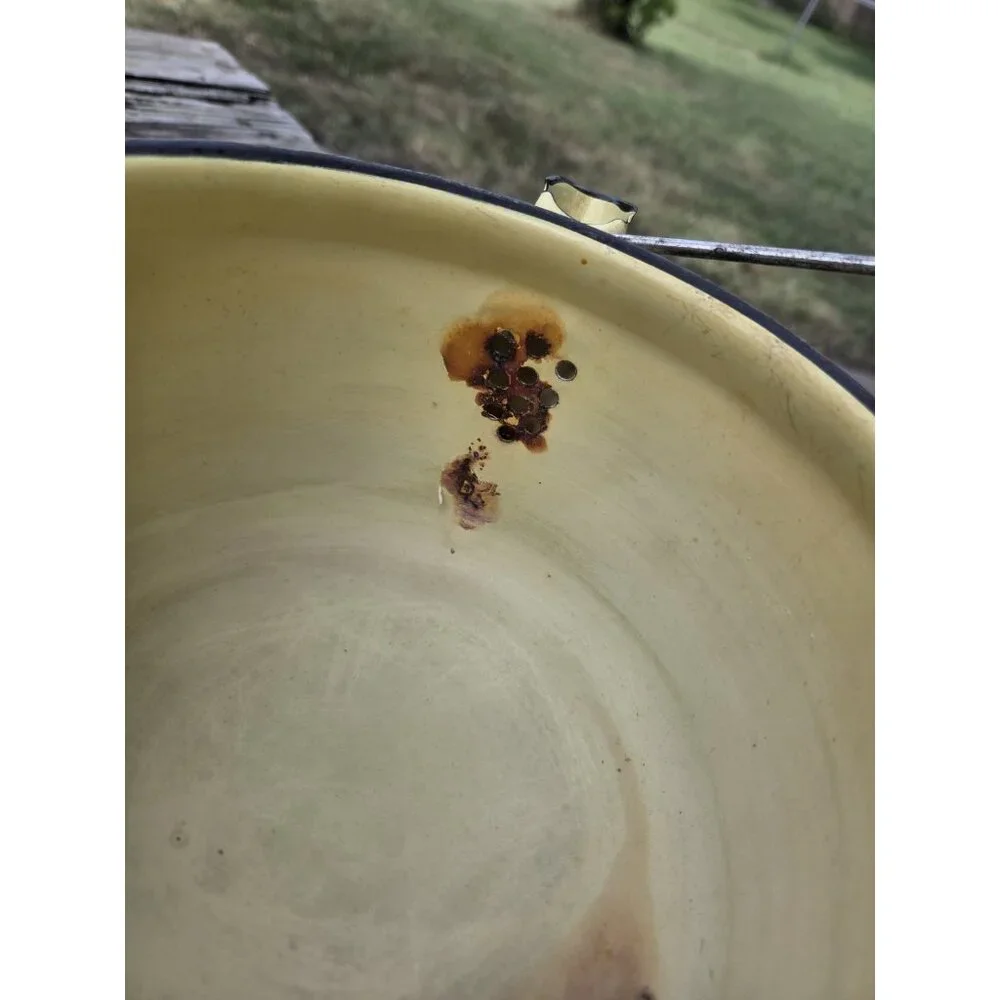N/A cute yellow