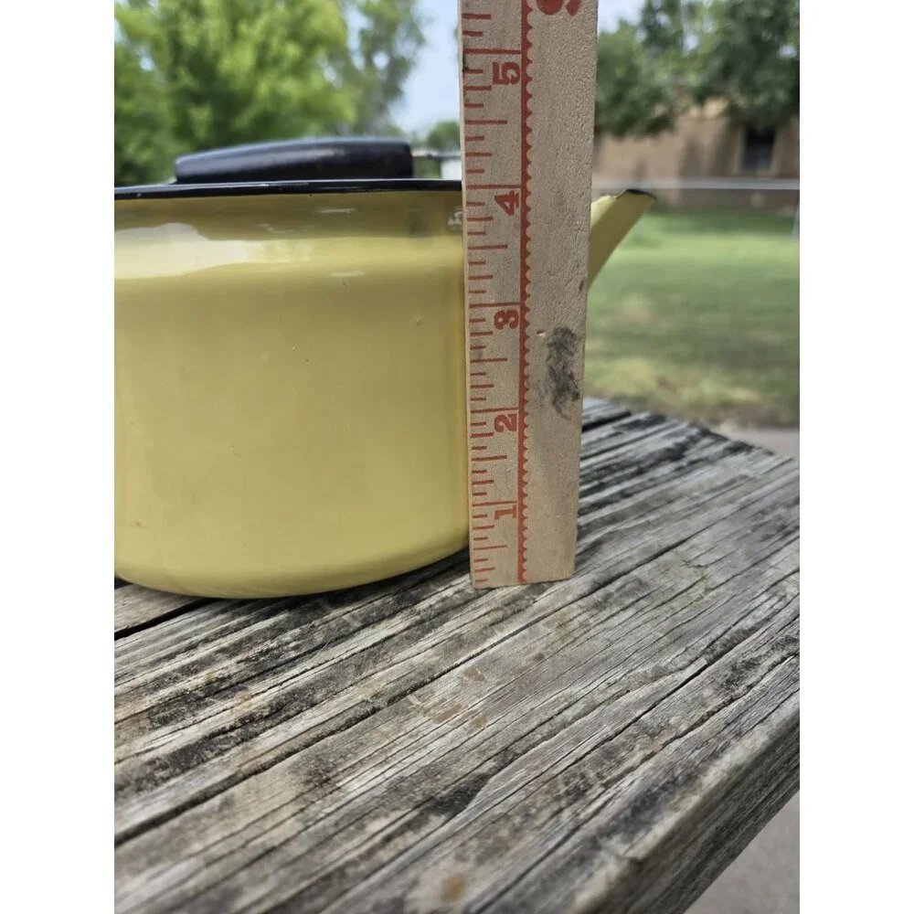 N/A cute yellow