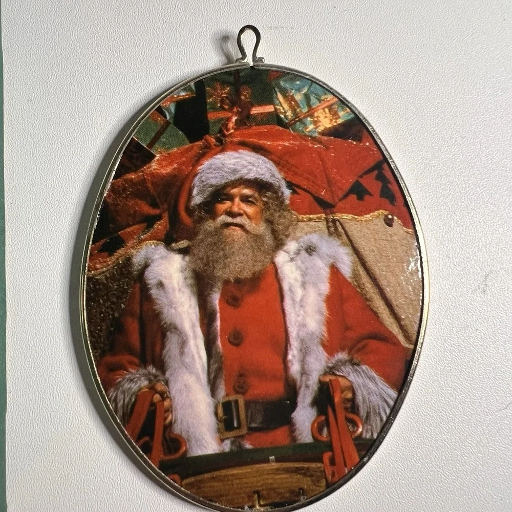 David Huddleston as Santa Claus in the 1985 film Santa Claus:‎ The Movie
