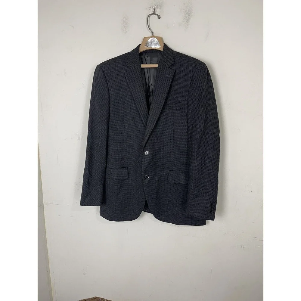 Peter Millar this listing